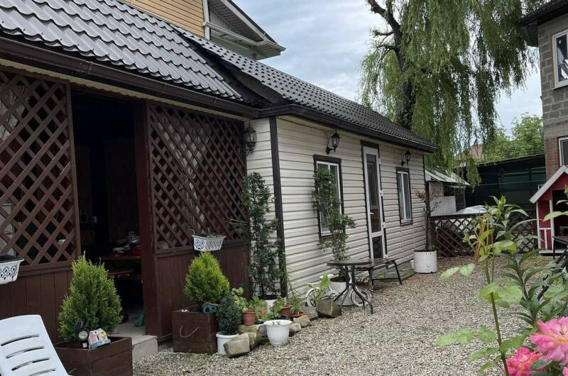 Частный двор «Ивушка»