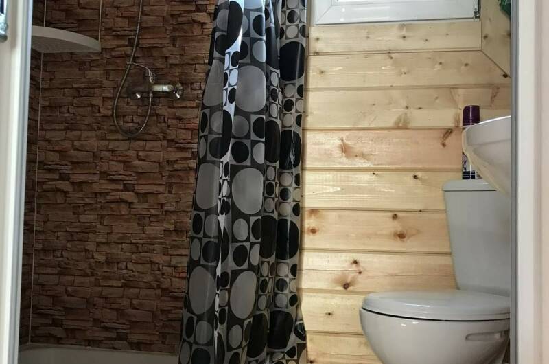 Коттедж на Коллективной 72