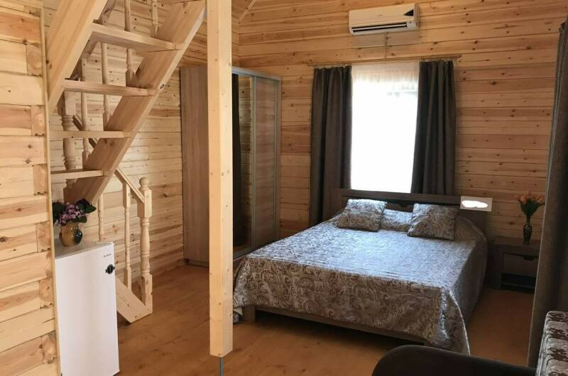 Коттедж на Коллективной 72