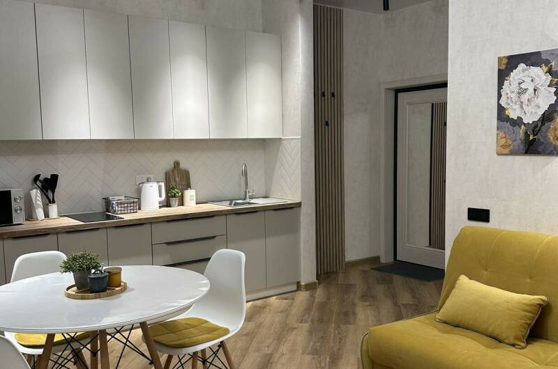 Квартира на набережной