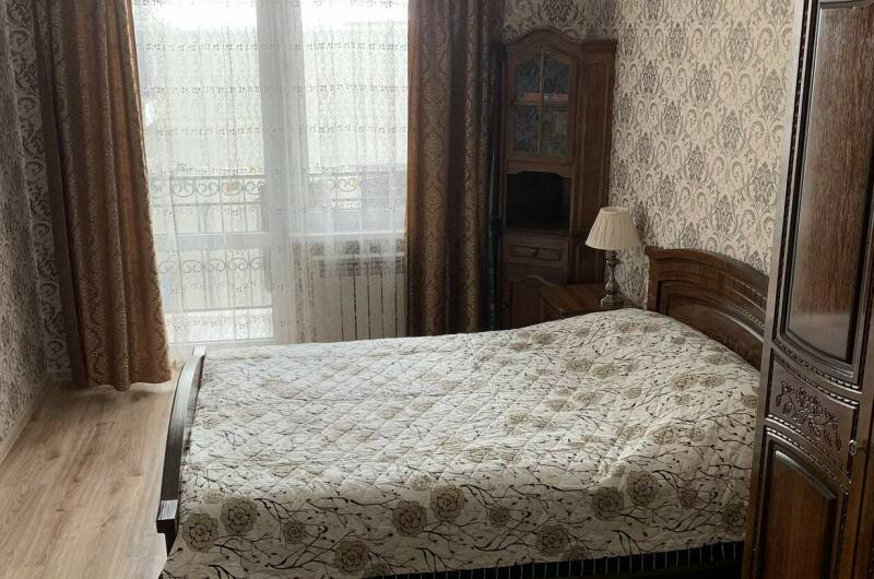 Квартира на Толстого