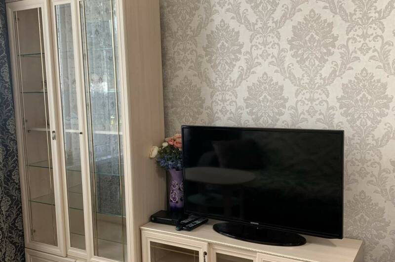 Квартира на Толстого