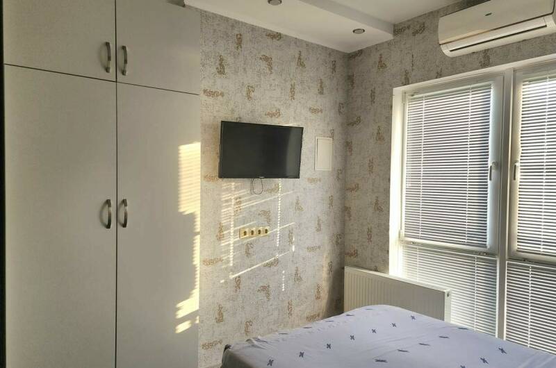 Студия с видом на море