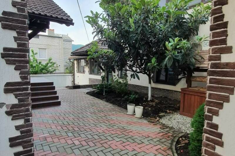 Частный дом «На Репина»