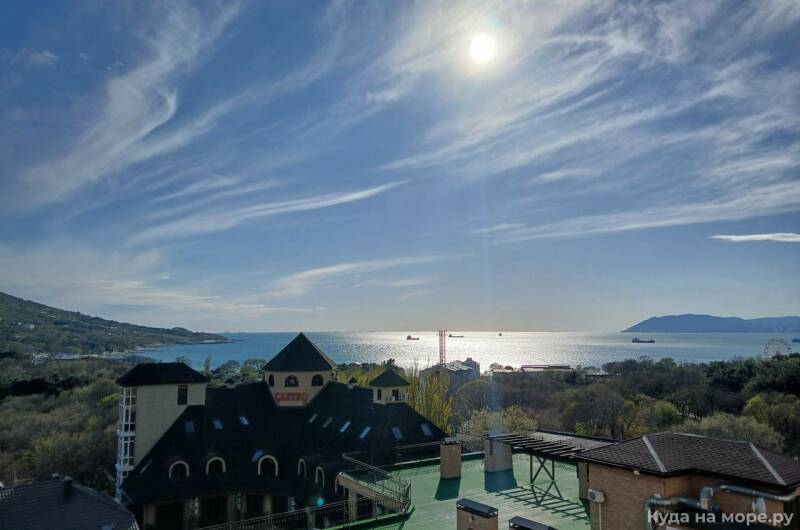 Квартира на побережье с видом на море