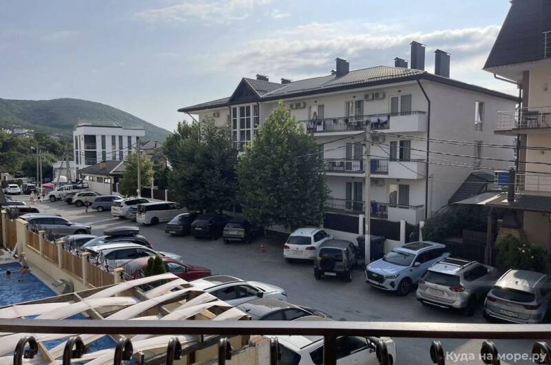Квартира на Кабардинском