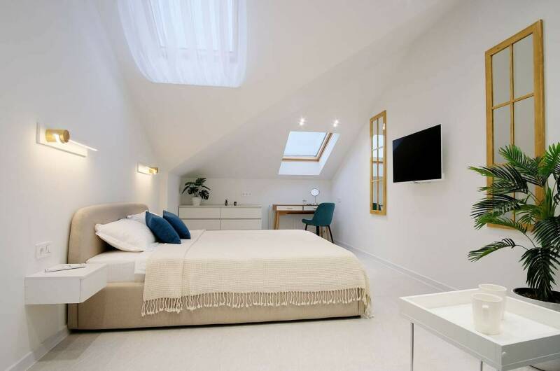 Дизайнерская мансарда в 150 метрах от моря