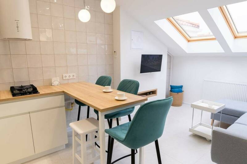 Дизайнерская мансарда в 150 метрах от моря