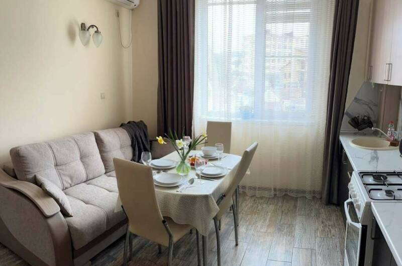 Красивая квартира с видом на море