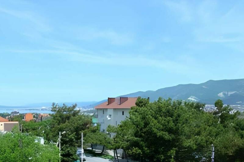 Красивая квартира с видом на море