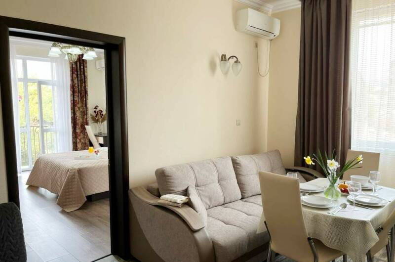 Красивая квартира с видом на море