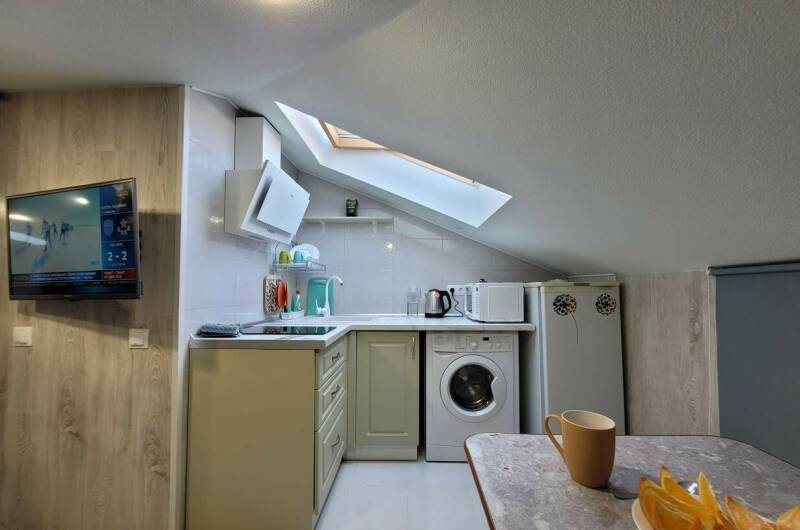 Уютная мансарда с новой мебелью