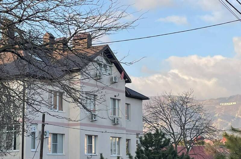 Студия на Новороссийской