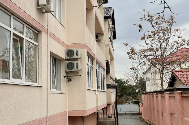 Студия на Новороссийской