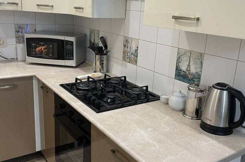 Студия на Новороссийской