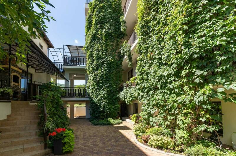 Вилла «Каштан»