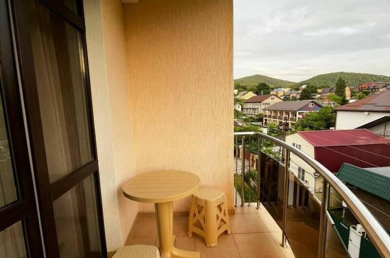 Гостевой дом «Family Home»