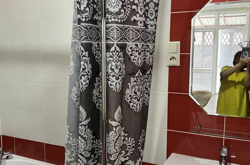 Дом с бассейном