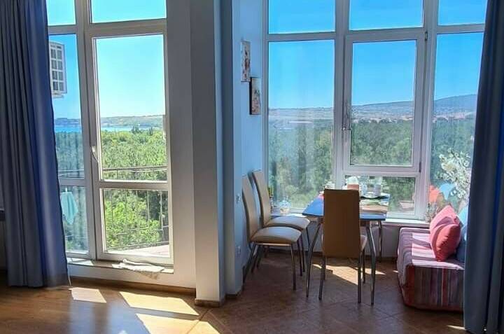 Видовая квартира на Туристической