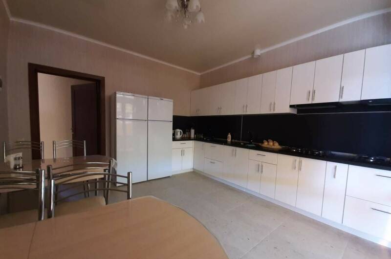 Частный дом «Бархат»