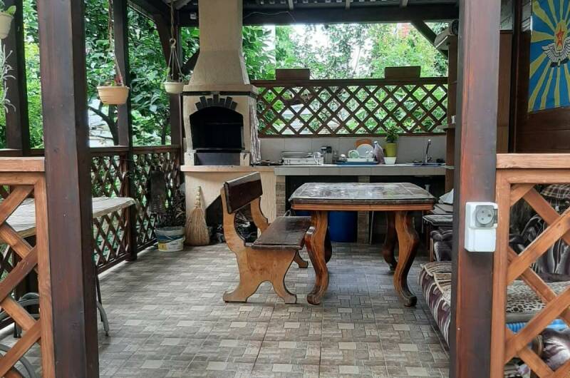 Коттедж с отдельным двором