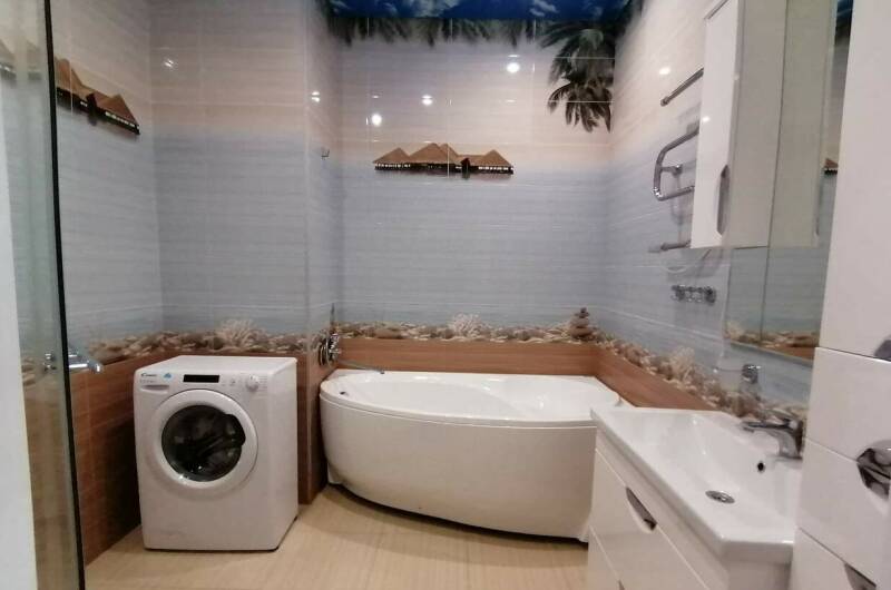 Трехкомнатная квартира у моря