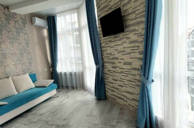 Трехкомнатная квартира у моря