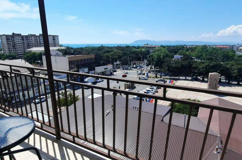 Однокомнатная квартира на Революционной