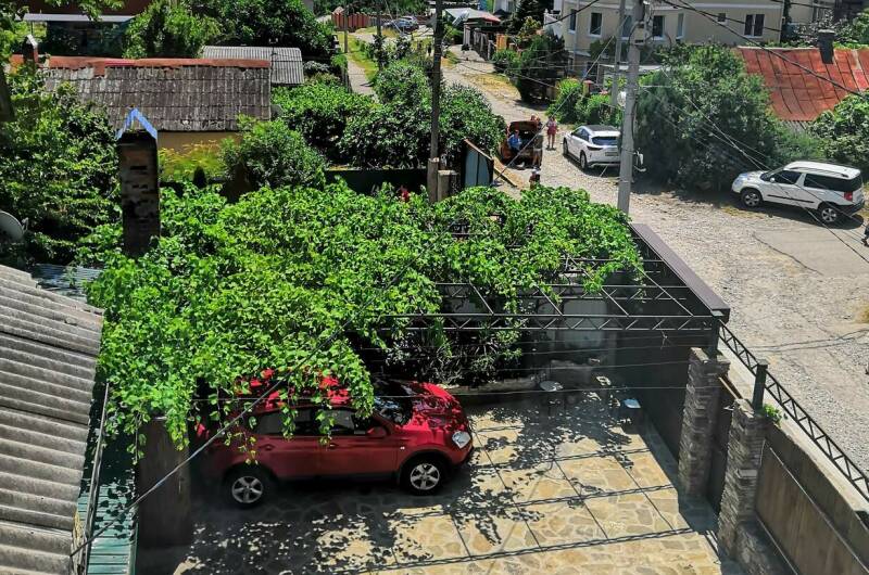 Номер в частном секторе на Школьной