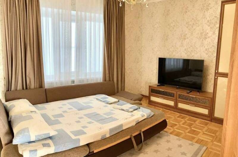 Трёхкомнатные апартаменты в частном доме