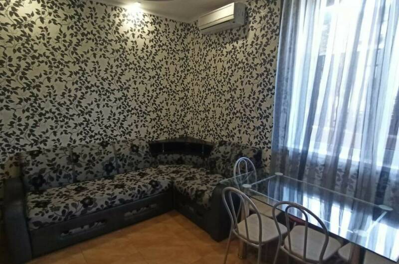 Евротрешка в 15 минутах от набережной