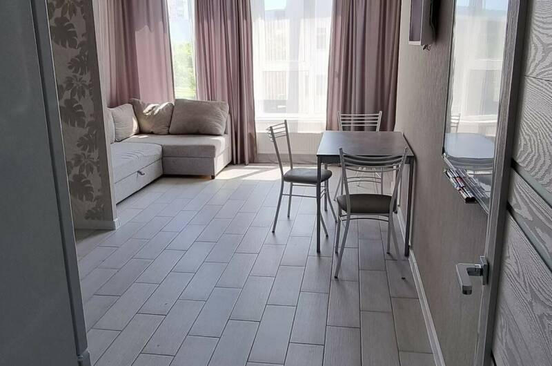 Просторная квартира с видом на море