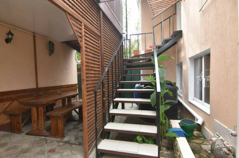 Домовладение «Отдых у Светланы»