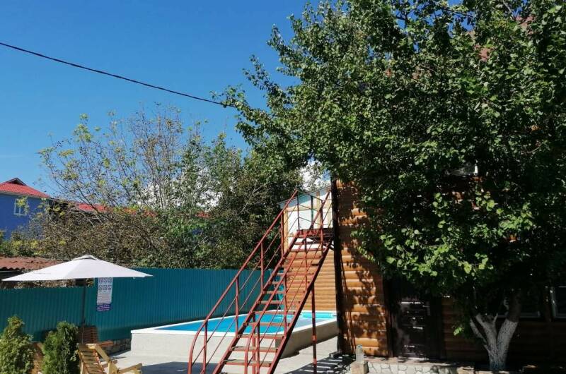 Студия в частном доме