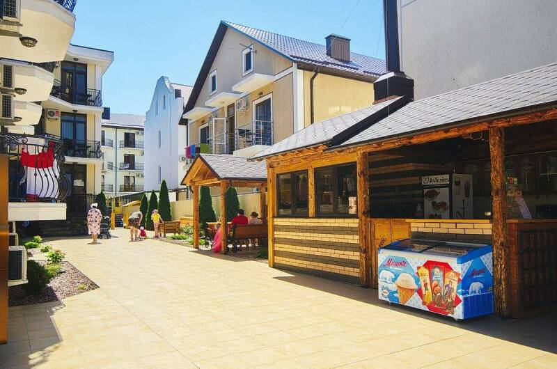 Отель «AsTerias»