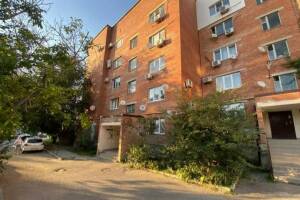 Изображение Трёхкомнатная квартира на Короленко #5