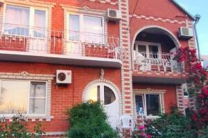 Изображение Этаж под ключ с отдельным входом до 11 гостей #1