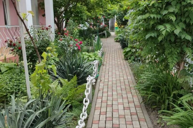 Этаж под ключ с отдельным входом до 11 гостей