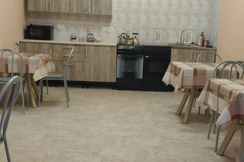 Номера на Революционной 33