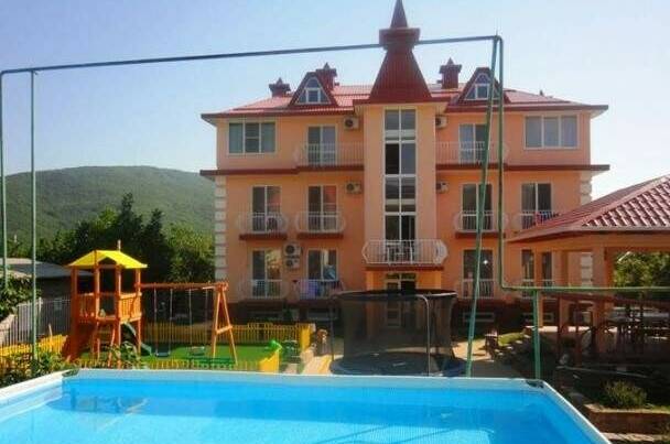 Частный дом «Енисей»