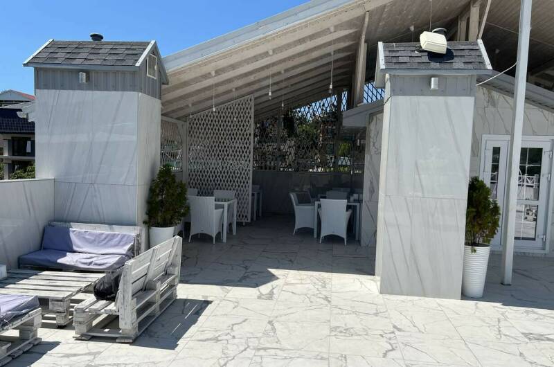 Современный отель «Мореон»