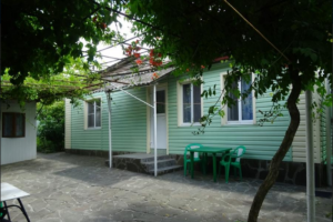 Изображение Гостевой дом «Зелёный дворик» #4