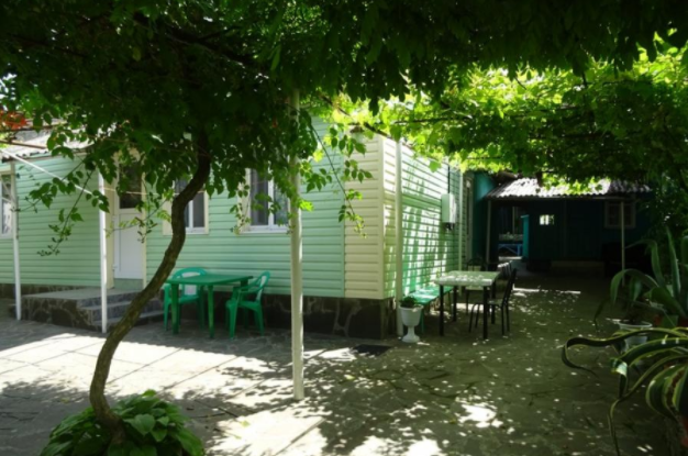 Гостевой дом «Зелёный дворик»