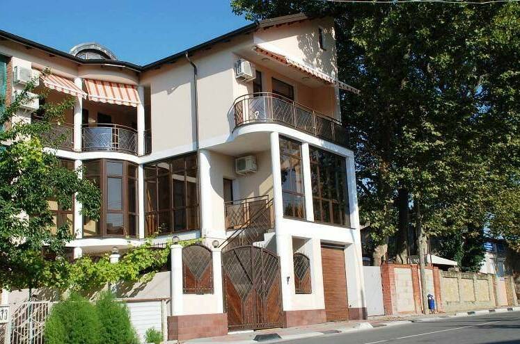 Мини-гостиница «Первомайская 33»