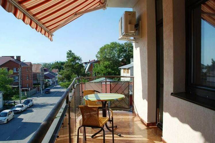 Мини-гостиница «Первомайская 33»