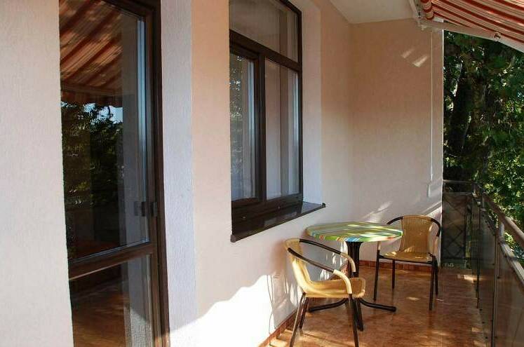 Мини-гостиница «Первомайская 33»