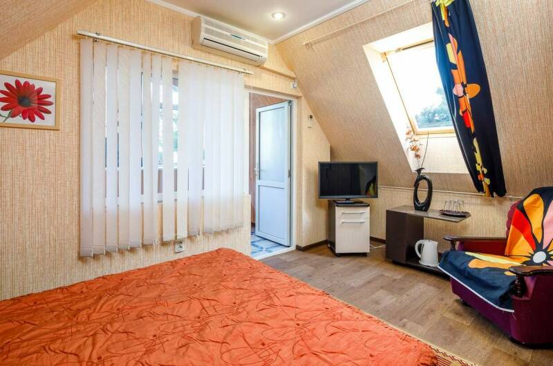 Частный дом «Южный дворик»