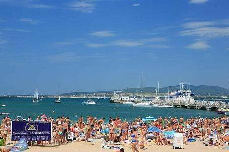 Однокомнатная квартира в центре (Дом книги)