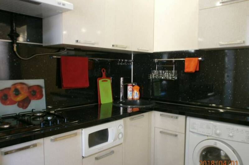 Однокомнатная квартира в центре (Дом книги)