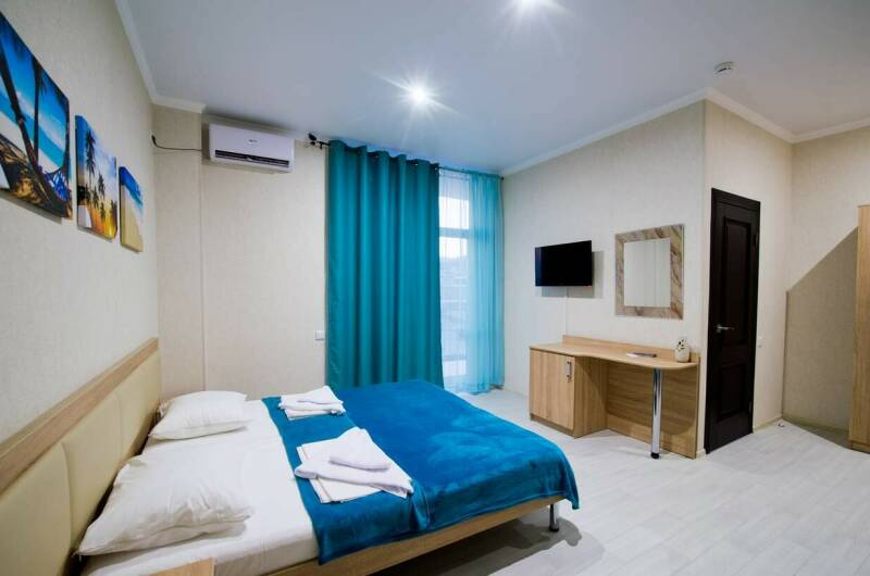 Отель «Corona Palace»